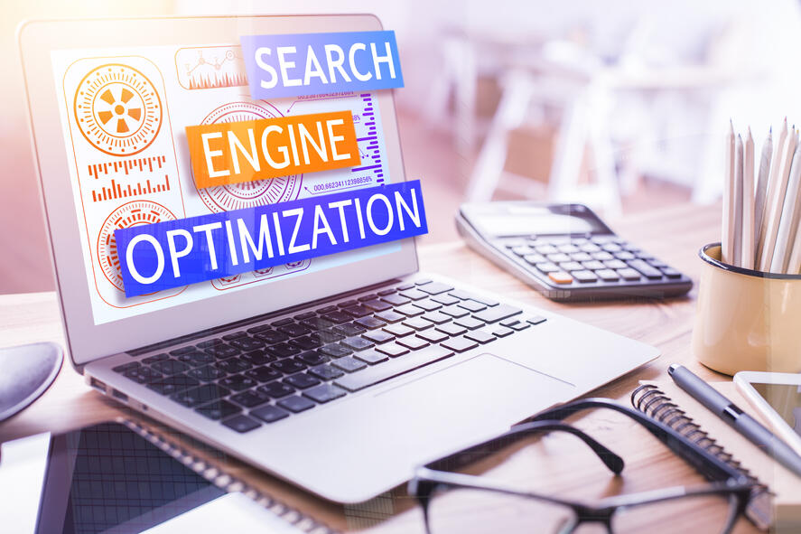A Google 2017 novemberétől hosszabb kivonatokat vesz át weboldaladról, így a meta desciption mérete is növekedhet? Mit jelent ez a SEO szempontjából és mennyire érdemes növelni a meta leírás hosszát? Növekedett a meta leírások hossza, mit jelent ez a SEO szempontjából?