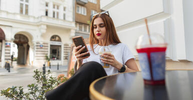 social media ekresések social media használat z-generáció