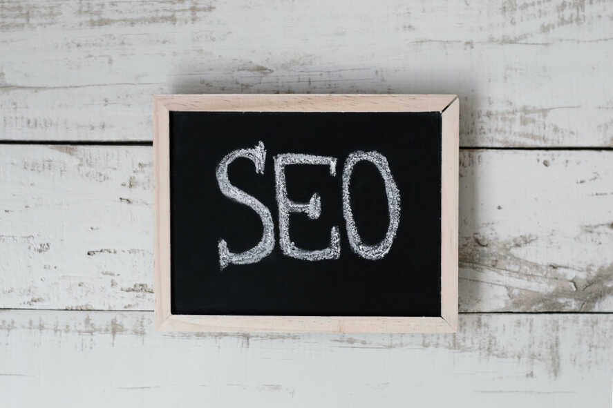 8 bizonyítottan hatékony SEO (keresőoptimalizálás) stratégia A SEO azaz a keresőoptimalizálás az egyik legfontosabb online marketing stratégia. Az alábbi tanácsok segíthetnek egy hosszú távon is hatékony SEO rendszer kiépítésében.