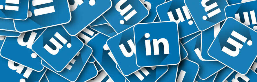8 oldalas, részletes LinkedIn hirdetési útmutató az alapvető, kezdeti beállításoktól a professzionális tippekig. Érd el B2B közönséged egy mérhető, és hatékony LinkedIn hirdetéssel. Az egyetlen útmutató a LinkedIn kampányokhoz, amire valaha szükséged lesz