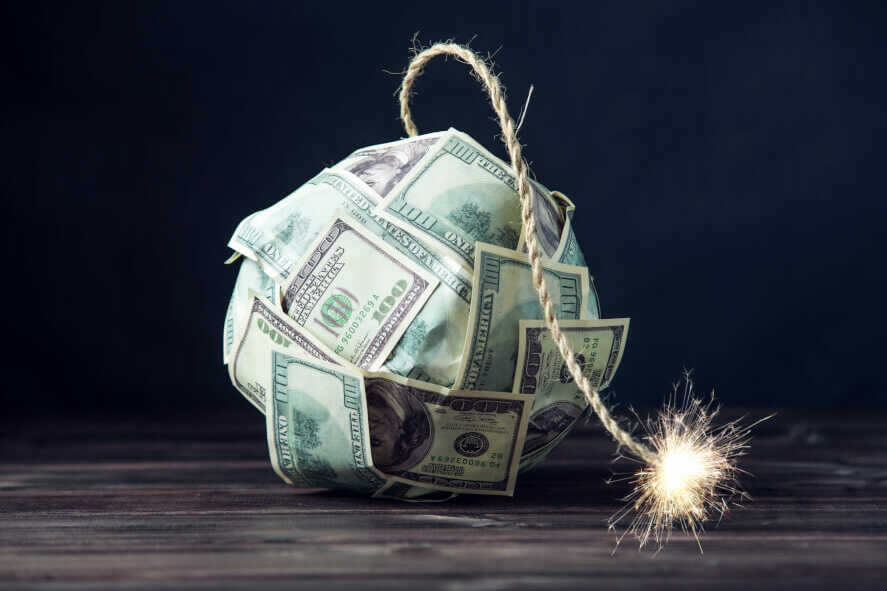 Kétségtelen, hogy itt van az új gazdasági világválság. 2020 márciusában minden jel ezt mutatja. De mit kell tenned marketing kommunikációdban, hogy ez minél kevésbé viselje meg cégedet? Mutatjuk! Elkezdődött: gazdasági világválság 2020. Hogyan készülj fel rá marketingesként?