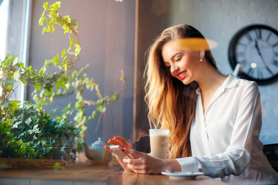 Alapvető Google cégem kezelési útmutató, a veszélyek és a lehetőségek, melyek benne rejlenek. Példákkal illusztrált gyakorlatias útmutató az optimalizáláshoz. Egy rövid, gyakorlatias útmutató Google Cégem adatlapod optimalizálásához