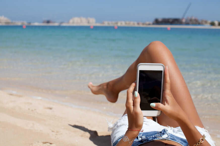 Mit mondj honlapkészítő cégednek, hogy weboldalad valóban mobilbarát, legyen.? Felelj meg a Google-nek és a látogatóknak is egyszerre! Ezek kellenek hozzá! Honlapkészítés mobilra – mutatjuk mi a legfontosabb!